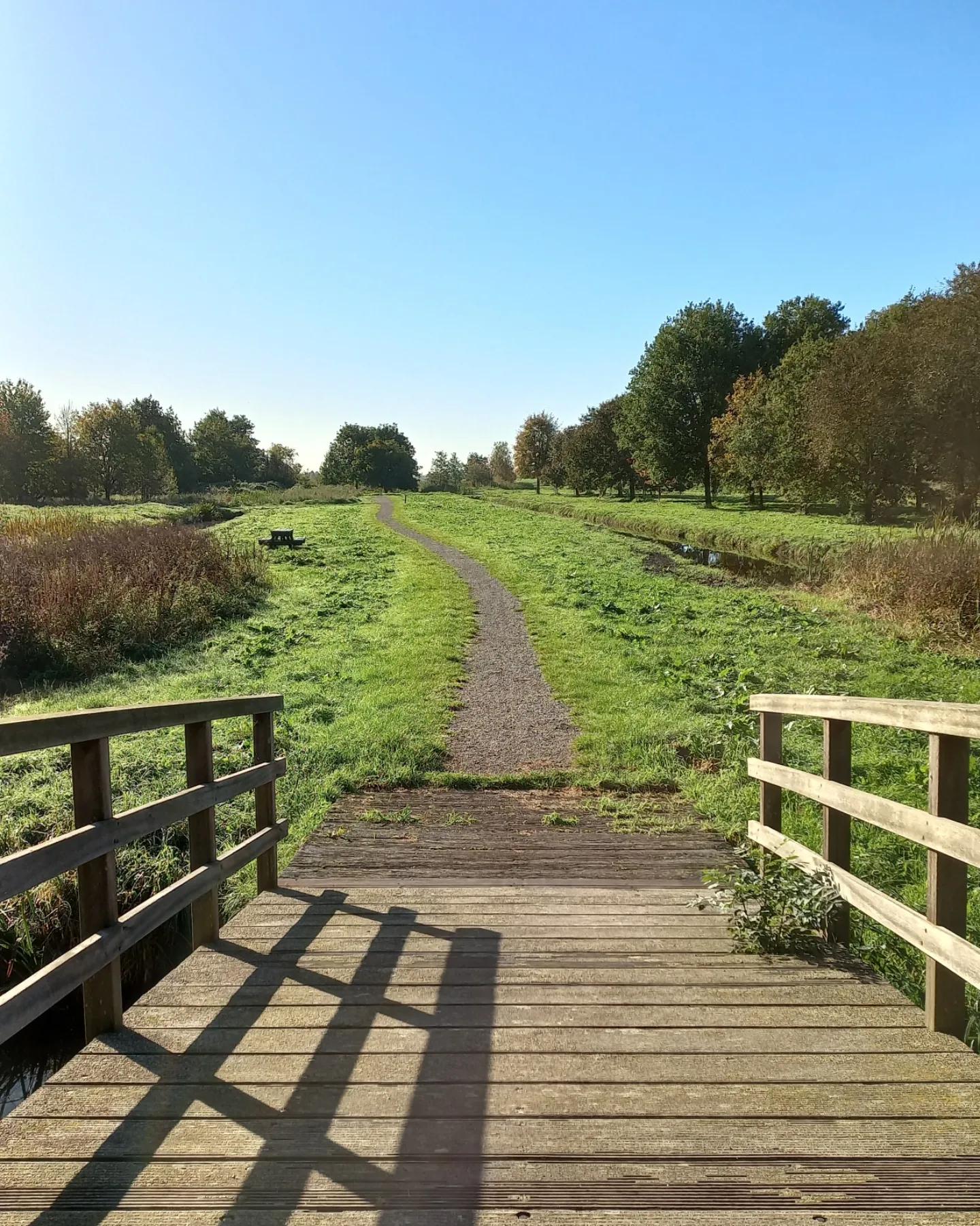 3e beeld bij brug mijmering