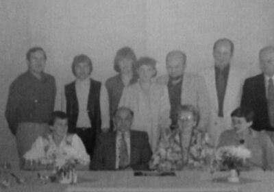 Lees meer over broers en zussen van Anja de Jong